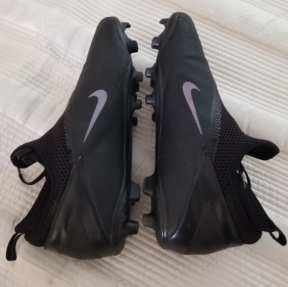 nike phantom ghost black